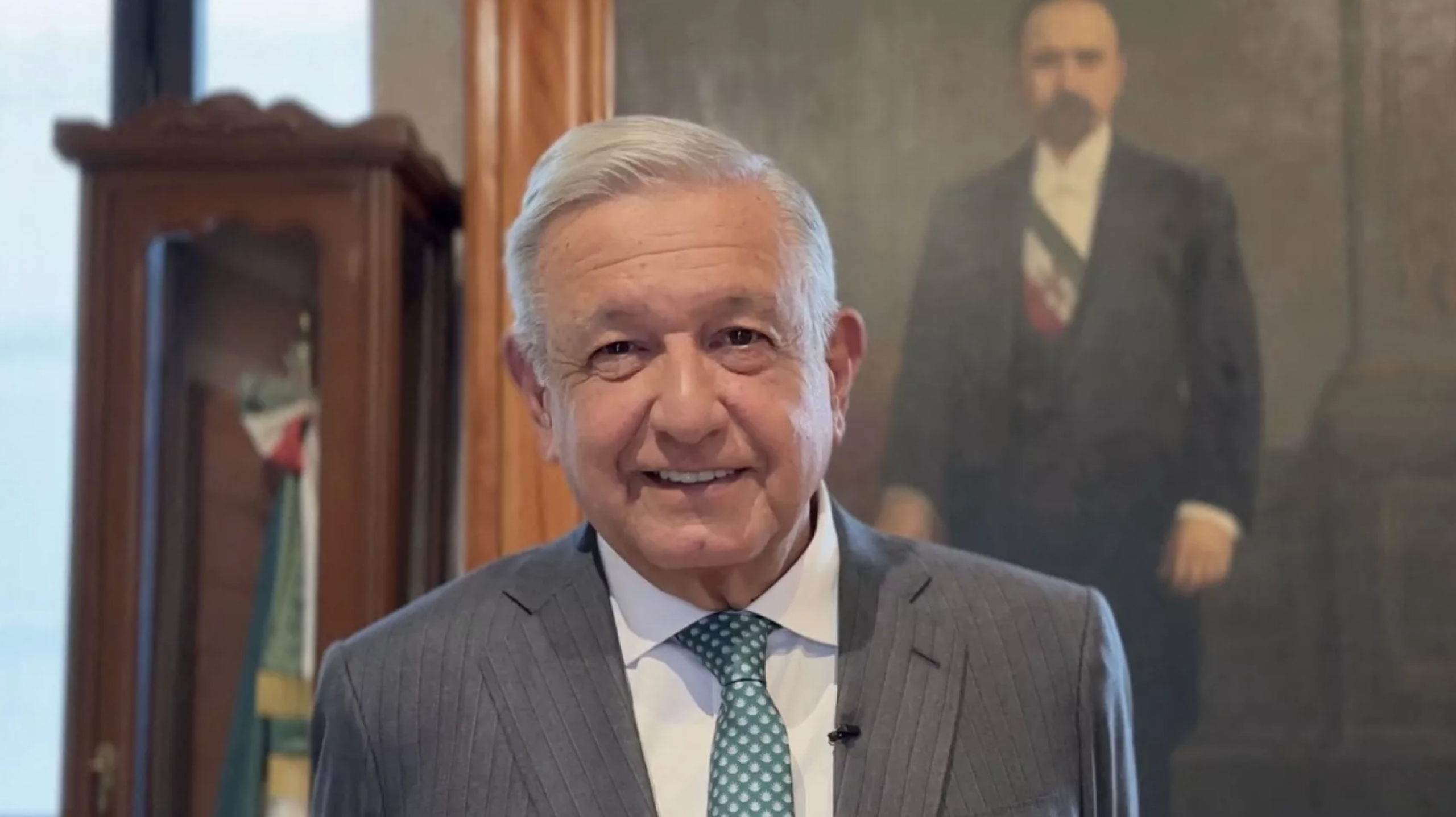 López Obrador presenta paquete de reformas constitucionales